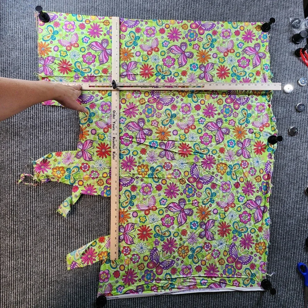 Vintage Butterfly Flower Power Fabric Remnant 35x34 Hippie Floral Cotton‎ Sewing
